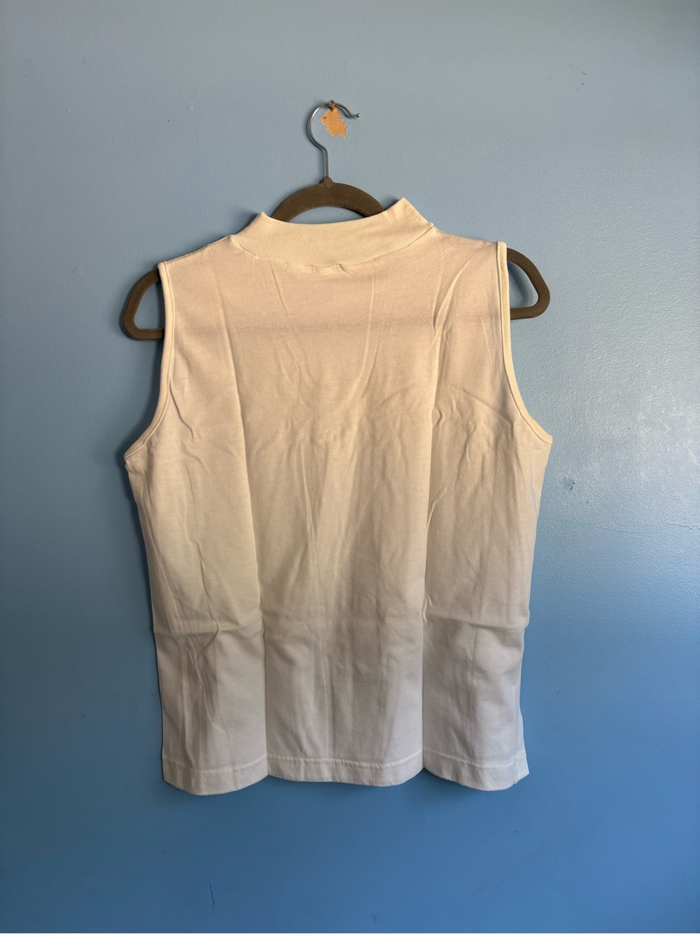 Sleeveless Mock Neck Tank Top - White